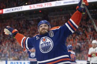Leon Draisaitl a offert l'acte I de la finale de la Coupe Stanley à Edmonton. KEYSTONE/AP/JASON FRANSON